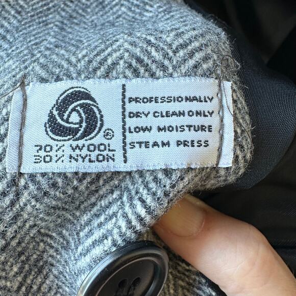 Vintage Women’s Wool Herringbone Coat M Alorna USA Union Made Gray 1970's 80's - Picture 9 of 11